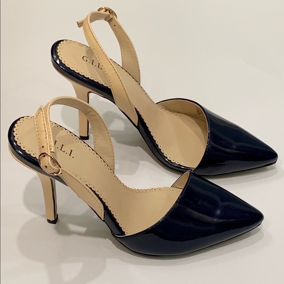 G.I.L.I. Shoes - G.I.L.I. Navy slingbacks - like new